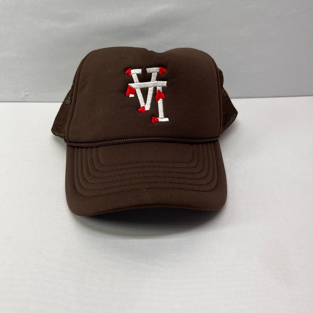 Classic Brown Trucker‎ Hat with Red and White Logo and hearts